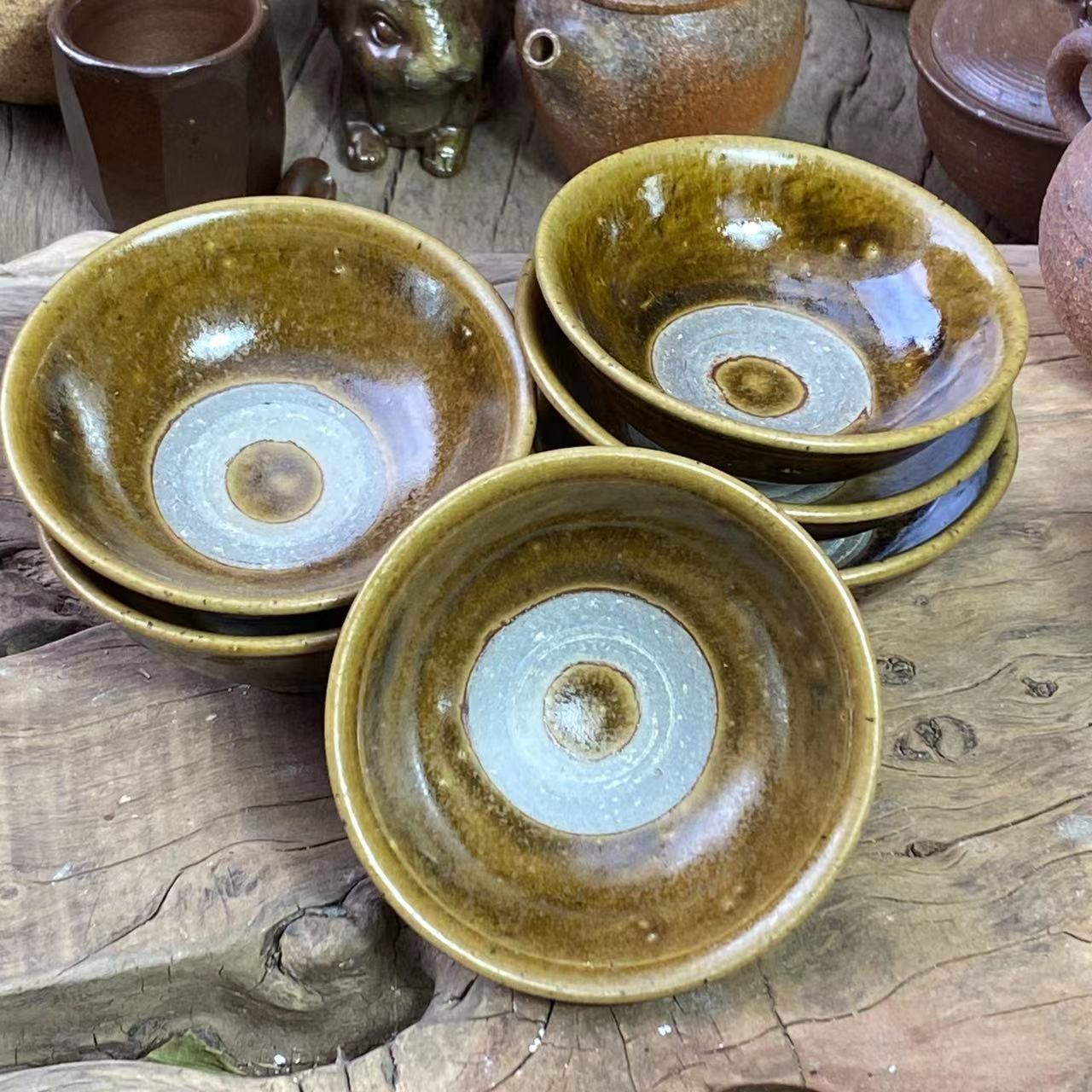 云南手工龙窑柴烧草灰釉茶盏碗型斗笠碗调料碟酒杯吃饭碗酒碗