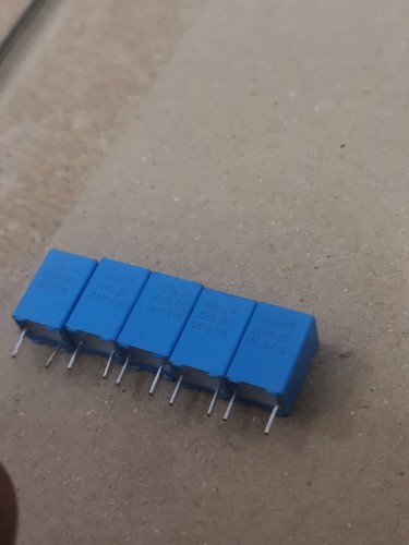 0.1uF/250V (100nF 104) BC MKP 418 2% 聚丙浠薄膜电容器 P5