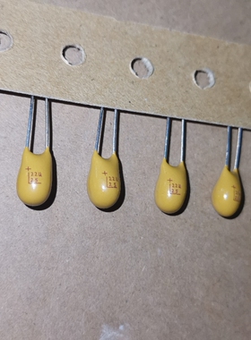 T350E226K025 25V22UF/25V 进口KEMET基美 直插钽电容器