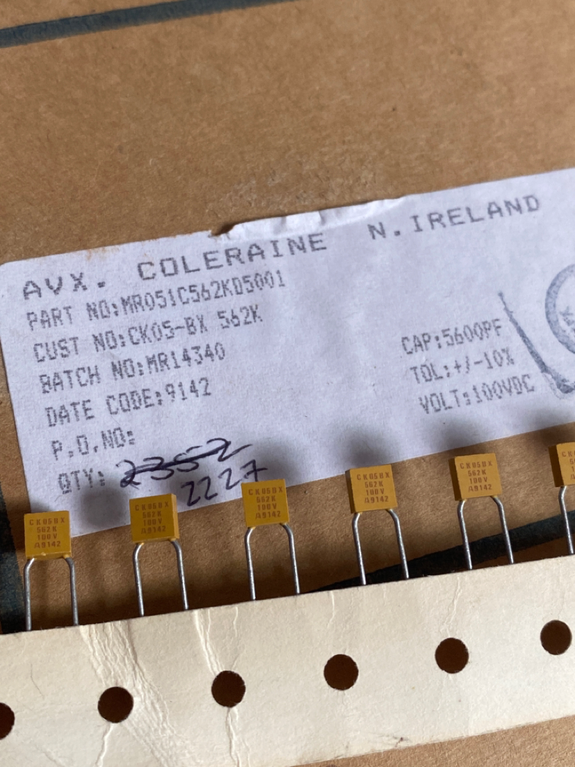 mr051c562kd5001 100v5600pf/5600p 美国avx多层陶瓷独石电容器