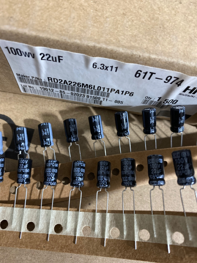 电容ROE 德国 100V22UF 音频电解电容器 22UF/100V 6*11