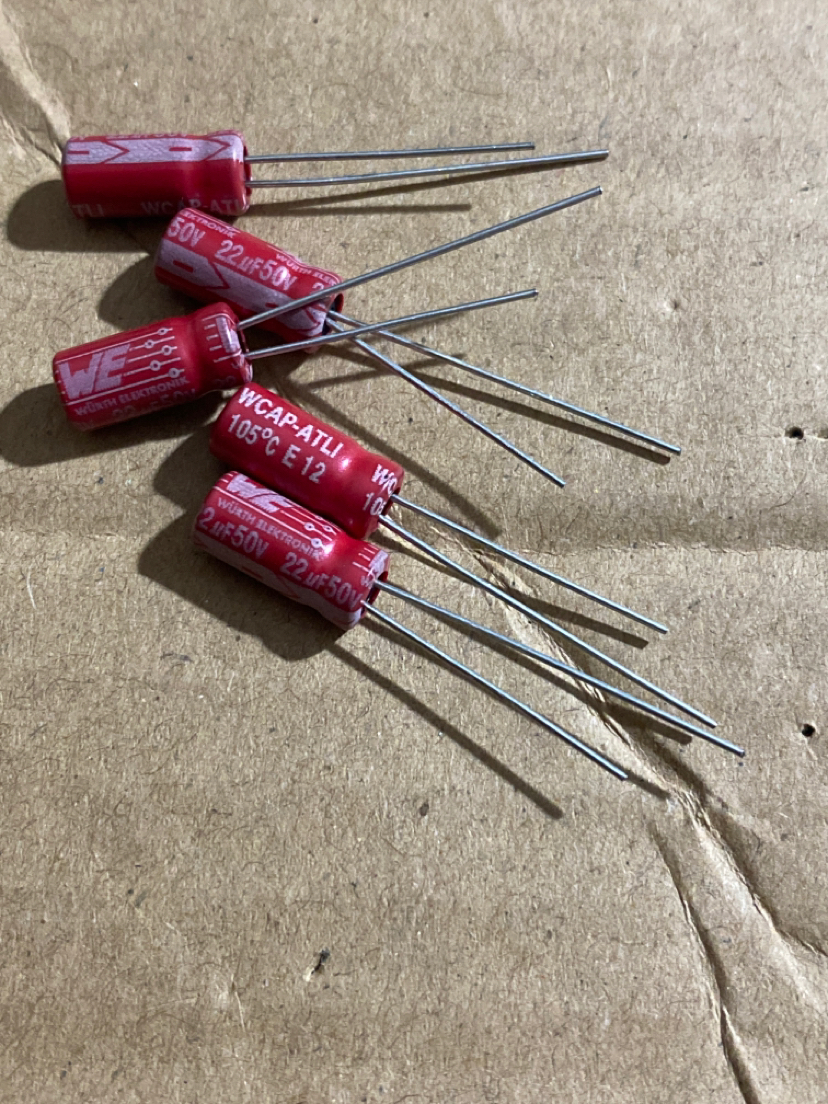 电容 50V22UF 进口 红袍音频电解电容器 22uf/50v 5*11