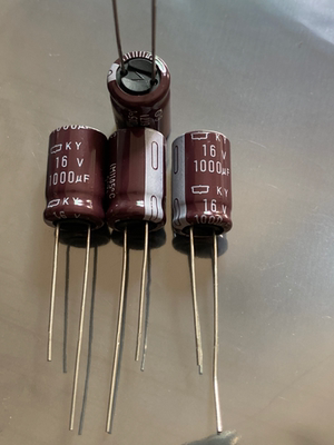 黑金刚16V1000UF电解电容KY
