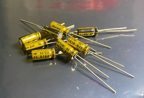 尼吉康 nichicon （fine gold）FG铜脚 22uF/25V音频用电解电容器