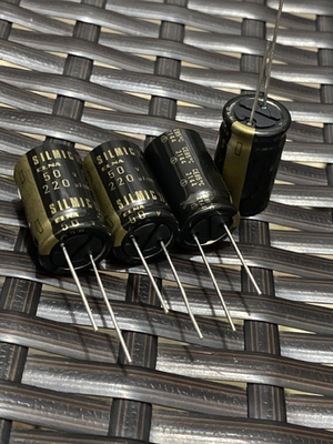 ELNA伊娜铜脚电容器50V220UF