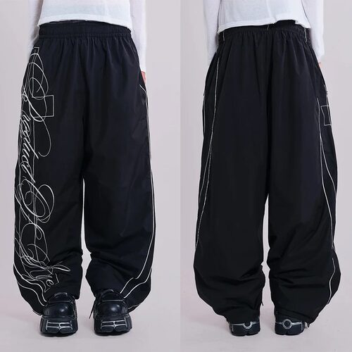 Loose-fitting casual pants with oversized wide legs