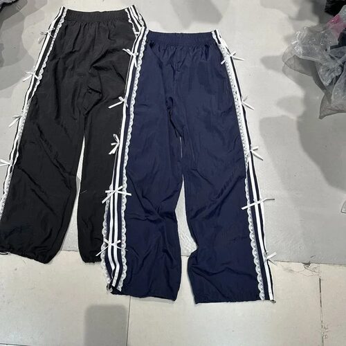 Horn shaped slim fit sports pants with bow toe pants