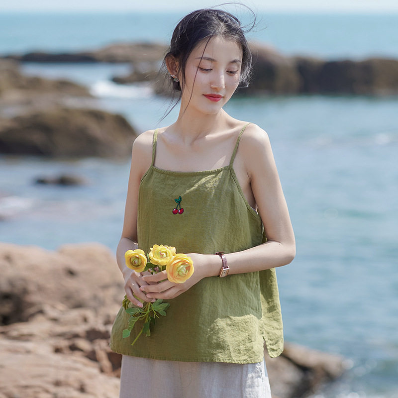棉麻女装2025新款吊带女夏季亚麻刺绣内搭纯色外穿无袖上衣