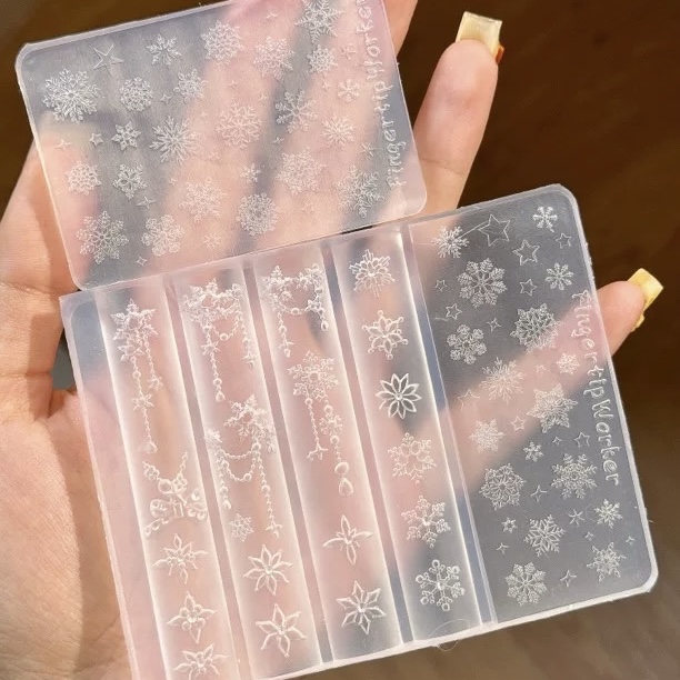 【新年美甲模具】FingertipWorker猪猪圣诞雪花链条模具新年模具