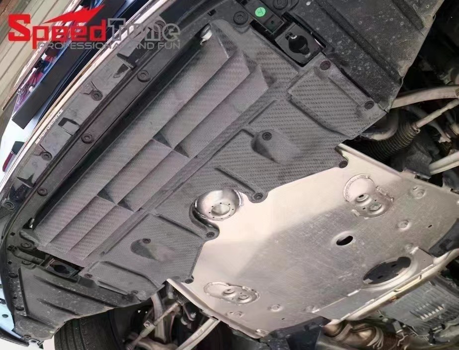 SPEEDTUNE干碳防护板宝马M2M3M4专用