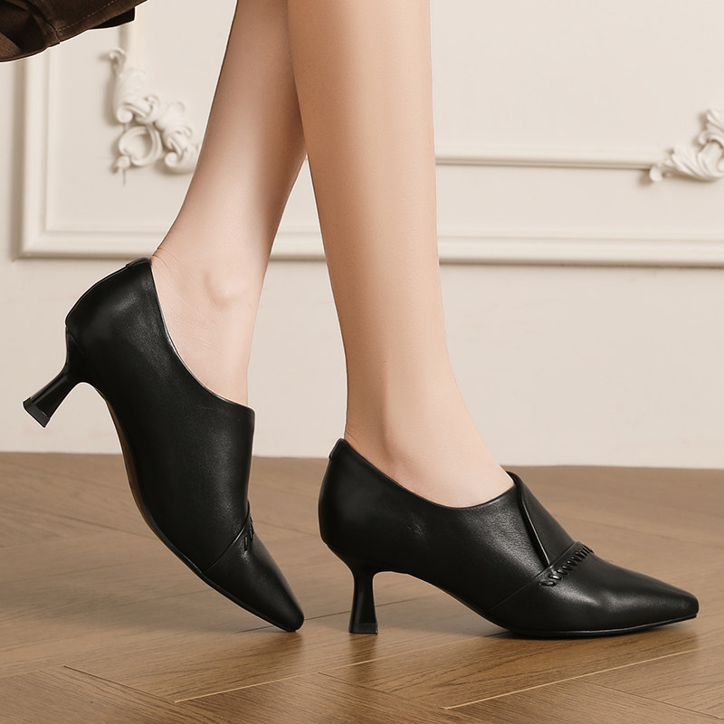 黑色尖头深口单鞋女款2026新款春季真皮细跟通勤鞋气质优雅轻熟风,女鞋,深口单鞋,淘宝优惠券,粉丝福利购,淘宝优惠卷