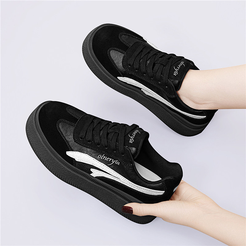 黑色休闲板鞋女款2025新款秋季百搭软底舒适妈妈鞋复古平底德训鞋