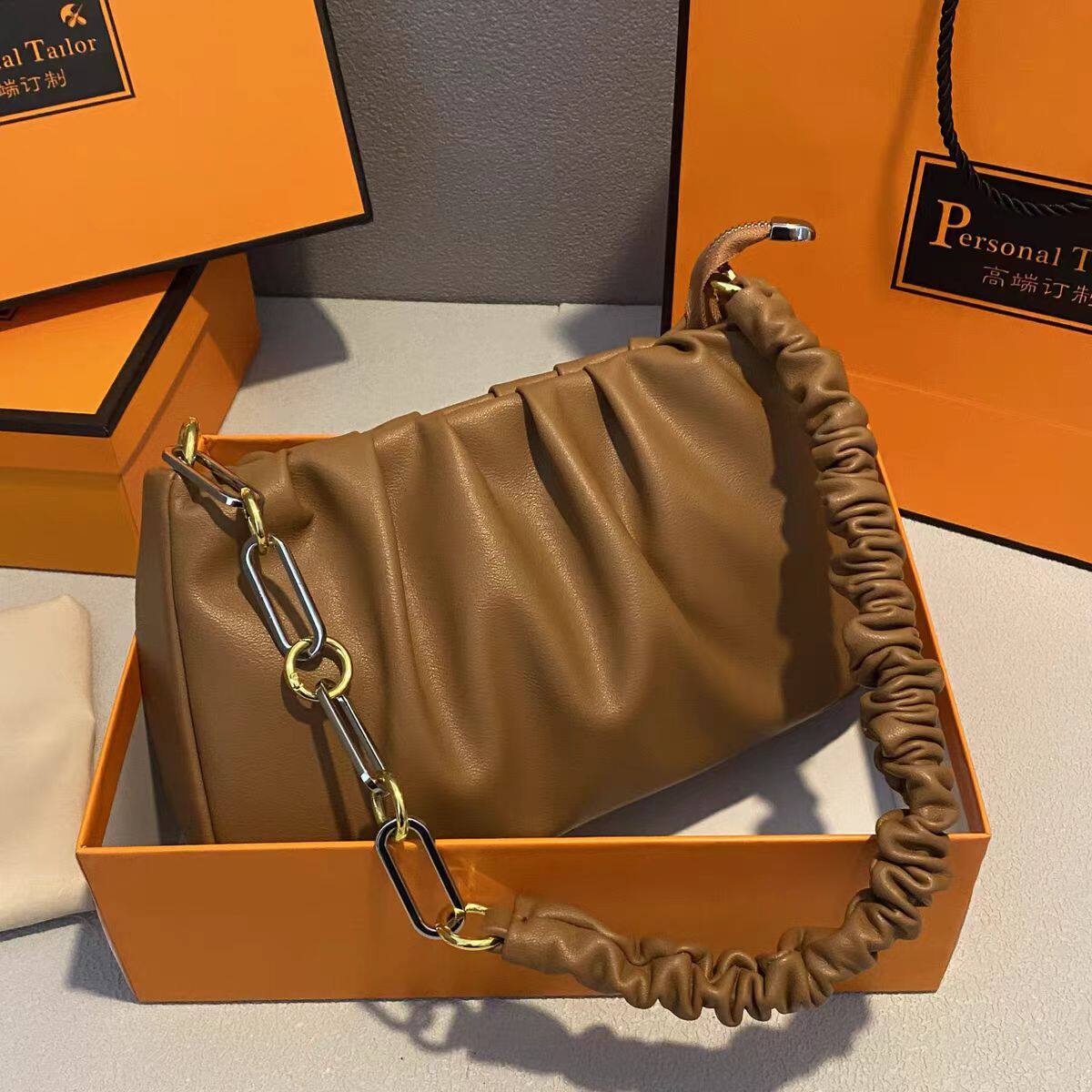 软皮质感女士腋下包大容量 2025新款链条云朵包高级感单肩斜挎包