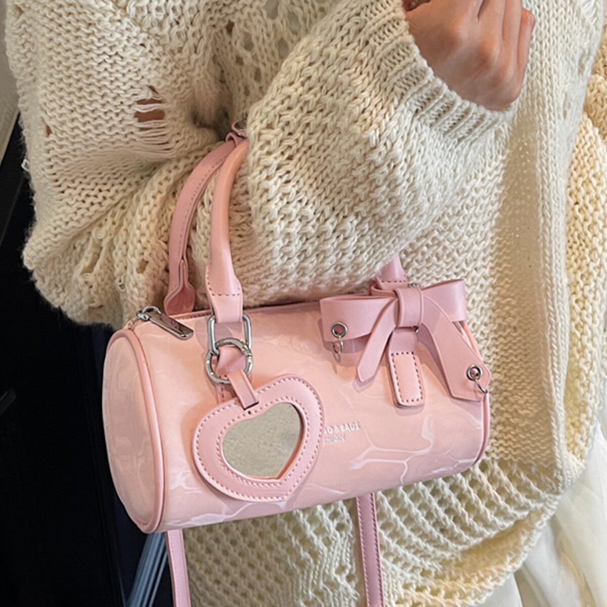 A manMcmi原创2026新款圆筒包女秋冬皮红色手提斜挎小包