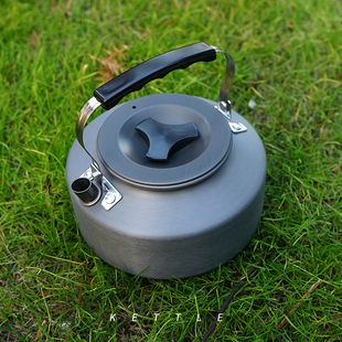 户外野营烧水壶烧烤套锅便携登山茶壶1.1L咖啡壶旅行茶具野餐吊锅