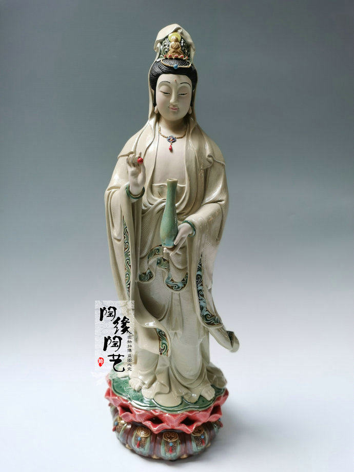 陶瓷工艺品 石湾公仔  站莲观音