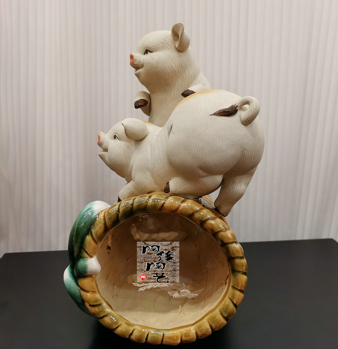 陶瓷工艺品 石湾公仔 生肖 猪 金猪献福  猪笼入水