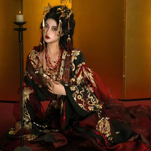 新款【遇龙】秋冬季女汉服重工刺绣南北朝汉服套装改良战国袍古装