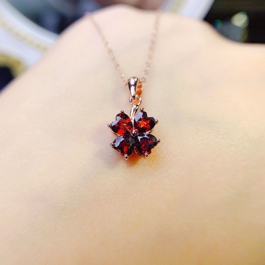特惠天然石榴石吊坠925银镀金心4*4MM 可转动爱心吊坠,珠宝/钻石/翡翠,颈饰,淘宝优惠券,粉丝福利购,淘宝优惠卷