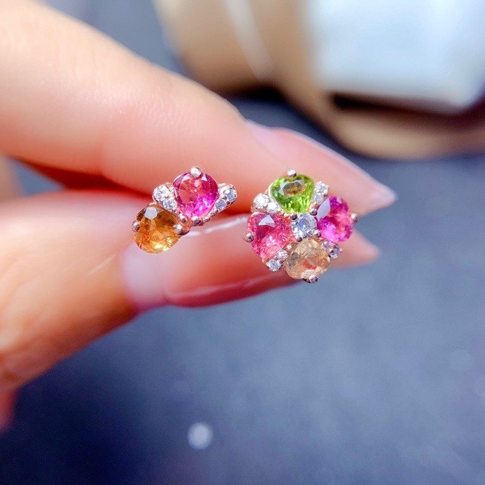 特惠天然糖果色碧玺耳钉 高净度 石心4*4mm精工925银镶爱心耳钉