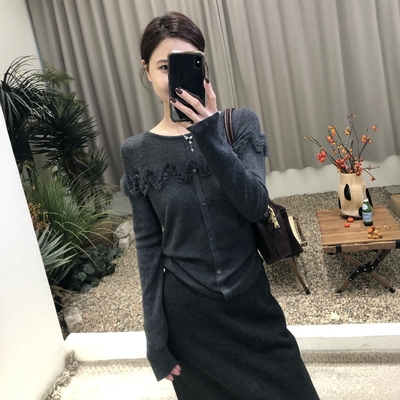 2025秋冬新款混合羊毛拼接花边圆领修身长袖针织衫女内搭打底上衣