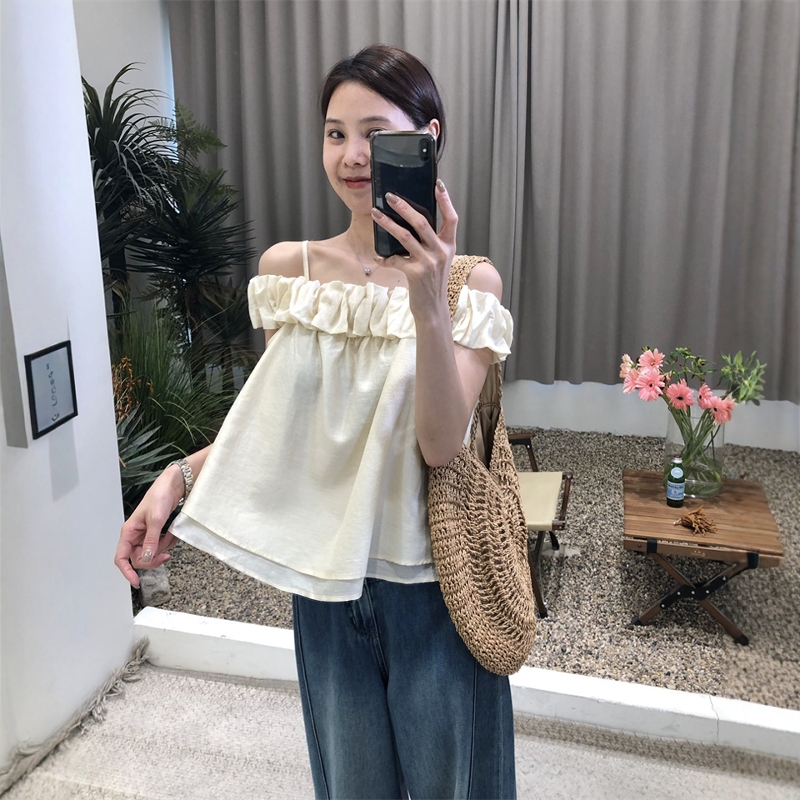 法式温柔一字肩吊带衬衫女夏季2025新款设计感别致短款荷叶边上衣