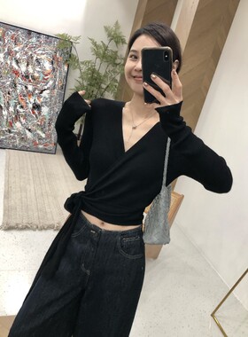 2026秋季清冷感姐姐 氛围感v领针织衫女小众设计气质收腰绑带上衣