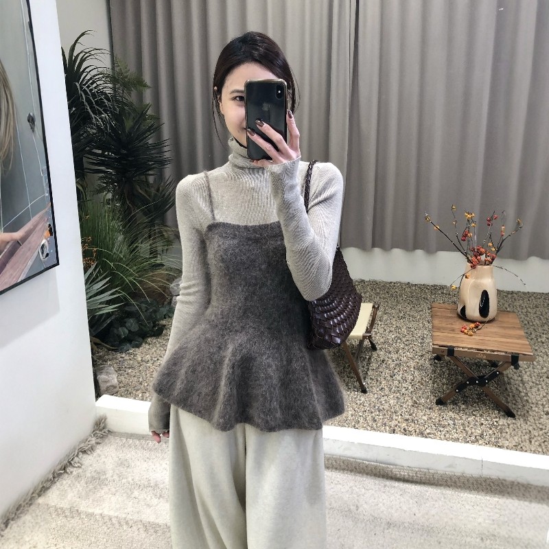 韩系马海毛花苞小吊带背心女春秋新款减龄百搭叠穿高领毛衣两件套,女装/女士精品,时尚套装,淘宝优惠券,粉丝福利购,淘宝优惠卷