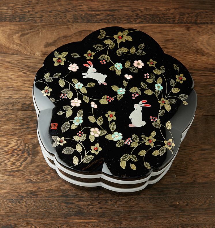 日本进口山中漆器樱兔子糖盒