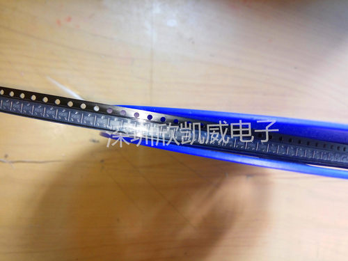 HAL145L 45L SOT-23 CMOS 全极霍尔开关高灵敏度霍尔IC SOT-23