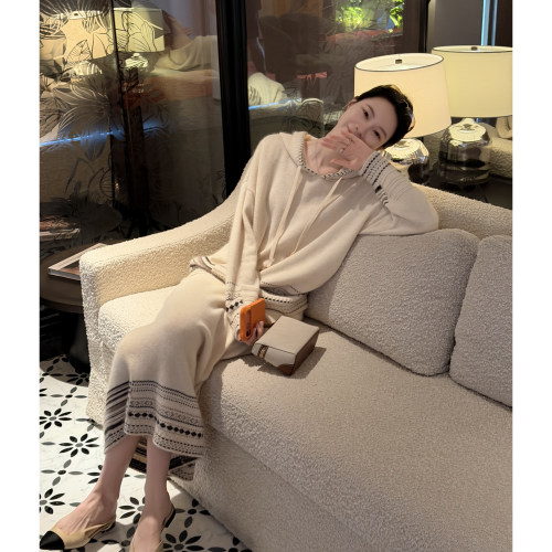 软糯提花毛织套装毛衣半裙