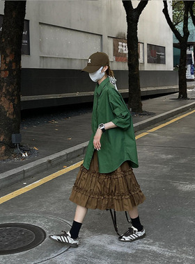 慵懒风绿色廓形衬衫A字蛋糕裙套装女春季宽松型通勤高级感一整套