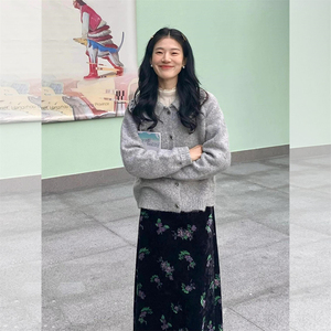 一整套韩系慵懒风高级感ootd穿搭针织衫毛衣碎花半身裙套装女秋冬
