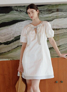 Te by frigidOrg 25秋冬新品 绣花线装饰灯笼袖蝴蝶结收腰连衣裙