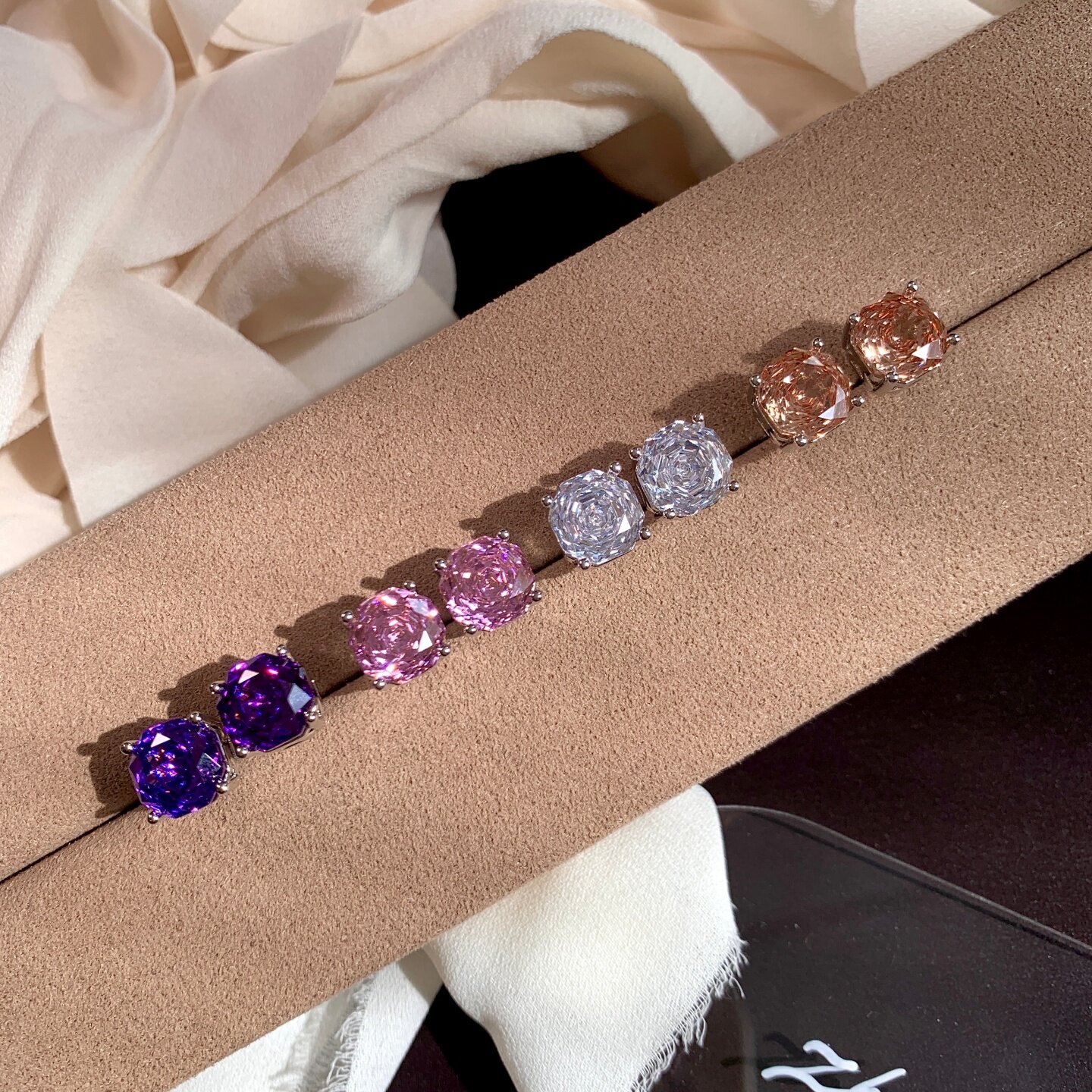 《梦境玫瑰》爆闪千禧玫瑰切 彩色锆石轻奢精致耳夹耳饰耳钉耳环