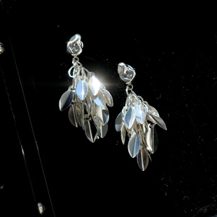 简约波光粼粼叶片流苏银色耳环高级感耳饰2024新品 浮光锦 法式