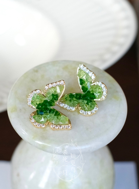 《青提蝴蝶》春夏清新仙气高级感绿色水晶蝴蝶锆石耳钉蚊香盘耳夹