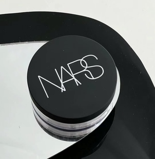 Nars新版娜斯流光美肌轻透散粉控油定妆持久哑光遮瑕蜜粉11g