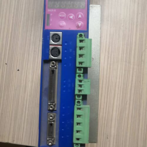 议价BAUR伺服驱动器 TLD042C/30 0.45K可维修