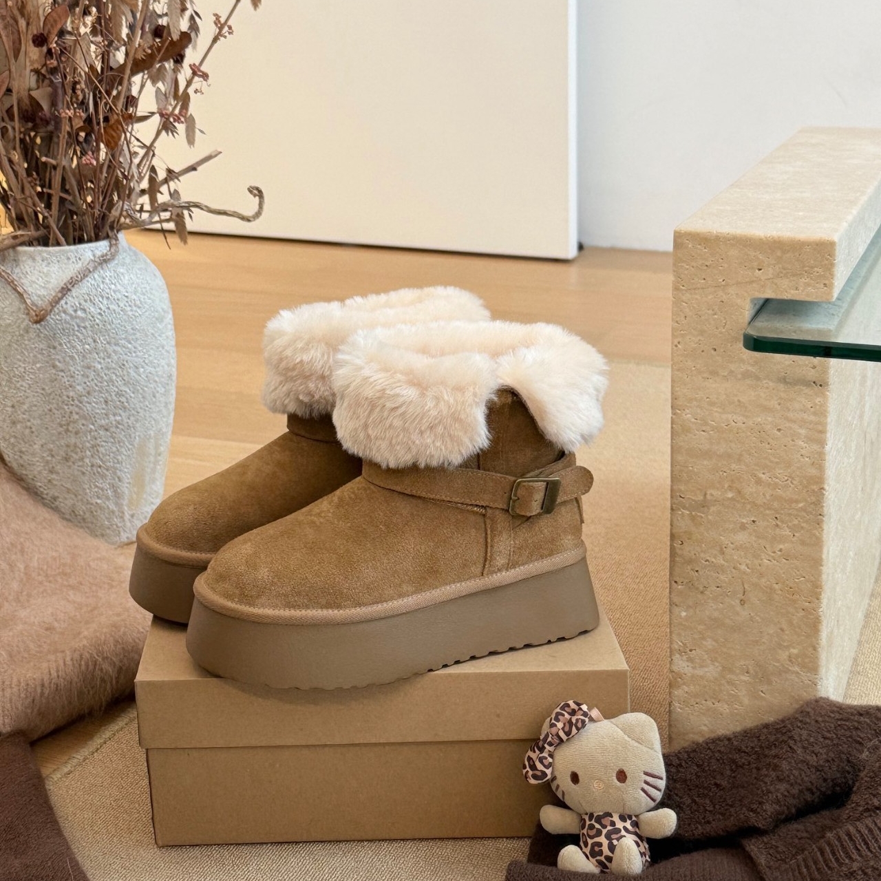 艾模儿可翻边二穿厚底增高雪地靴25冬款女鞋增高时尚百搭韩版潮鞋