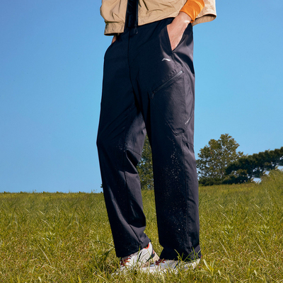 李宁正品健身系列男子简约舒适防泼水运动休闲直筒长裤AYKU743