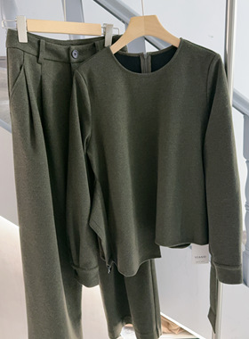 欧洲站秋冬新款圆领腰带收腰显瘦长袖上衣+高腰阔腿裤套装女85134