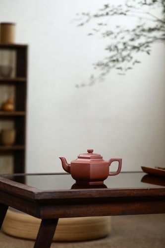 六方雪花--原矿红皮龙–-吴芳芳纯手工-- 300CC---宜兴紫砂茶壶