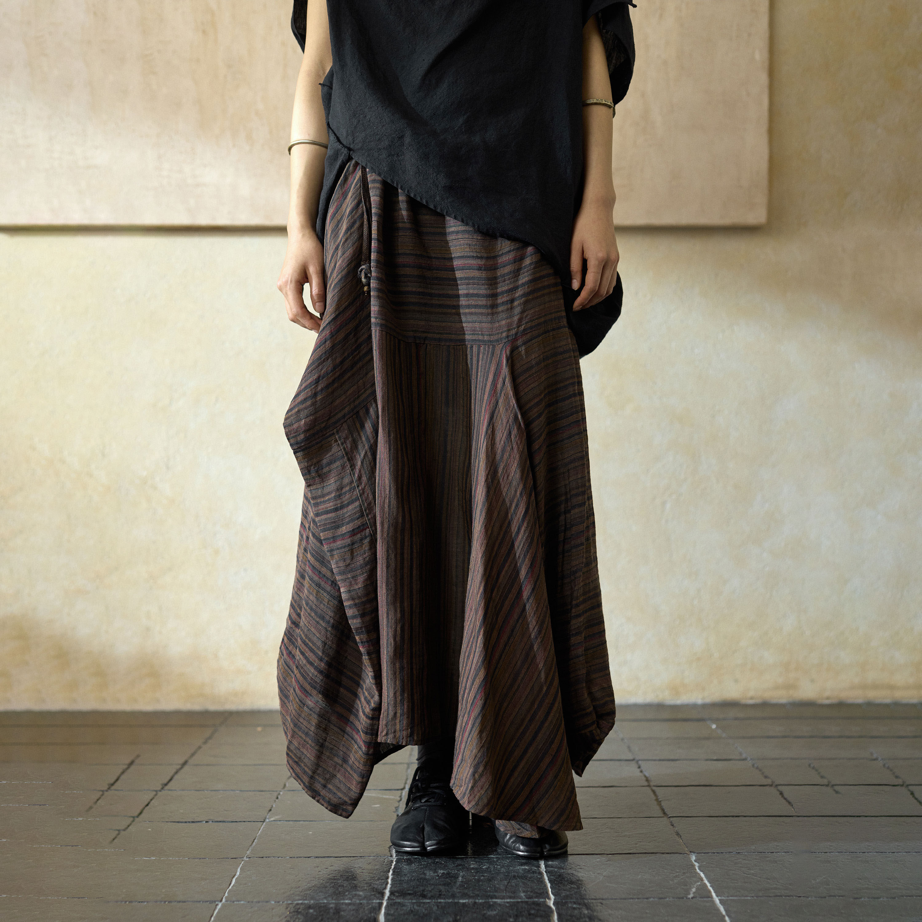 野生感~2026夏全亚麻条纹抽绳半裙女 色织提花不规则垂感半身裙