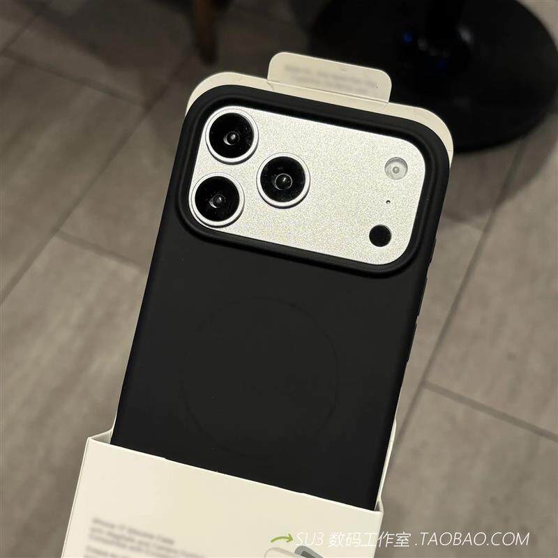 强磁吸充电适用iPhone17苹果17promax手机壳Air液态硅胶16大孔15软糯防滑高级感Magsafe防摔全包纯色黑磨砂