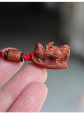 老桃木雕刻生肖鸡龙年本命年公鸡母鸡吊坠手机挂件随身包钥匙扣