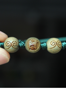 绿檀木本命年属相绿色生肖手链