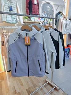 2025中脉男女款 M55 撞色冲锋衣磨绒中厚户外防风防水外套秋冬款