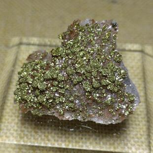 金黄色玫瑰花状自然铜矿N21结晶天然原石矿标方解石摆件矿物晶体