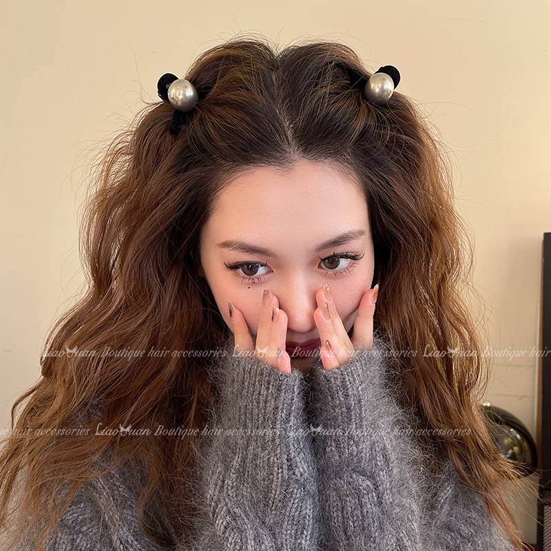 灰调珍珠半扎发发夹头饰优雅刘海小抓夹女2025新款高级感鲨鱼夹子